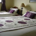 Springlawn לינה וארוחת בוקר